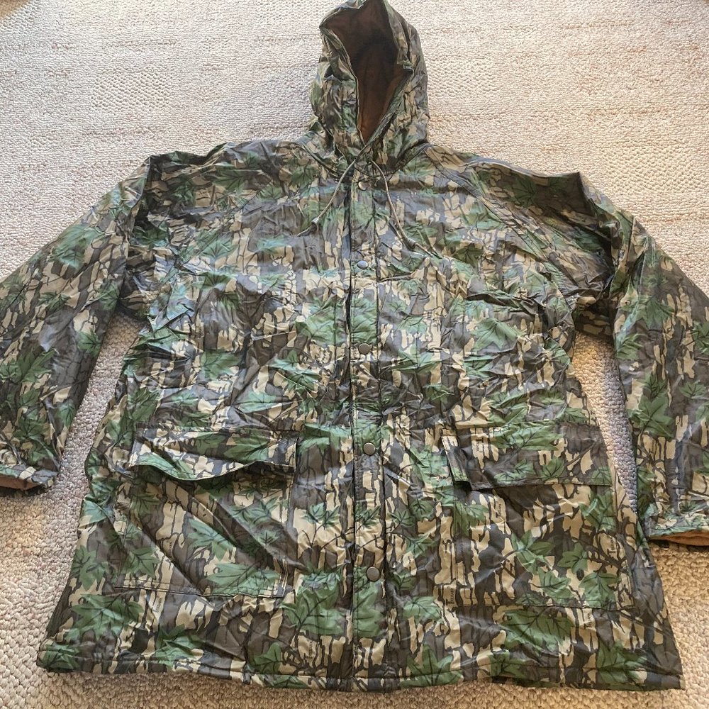 Trebark Mens L Jacket Camoflauge Soft Shell Zip Hunting Outdoor Hooded PVC